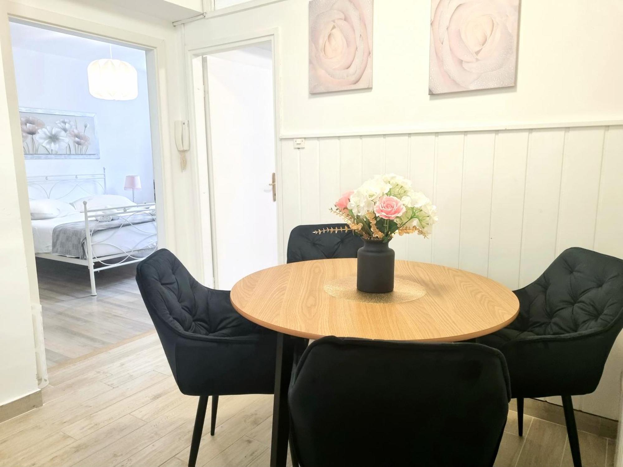 Charming Apartment In Split Center Zewnętrze zdjęcie